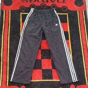 Adidas Joggers (XL)
